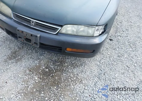 1997 Honda Accord Lx из США, поврежденный, VIN 1HGCD5639VA084385